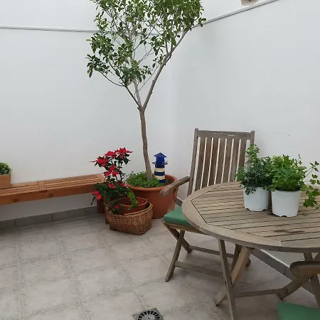 Semidan Suites Apartment